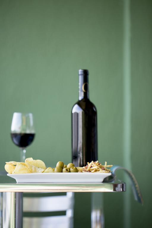 Hostal Alhambra - Adults Only Nerja Room photo