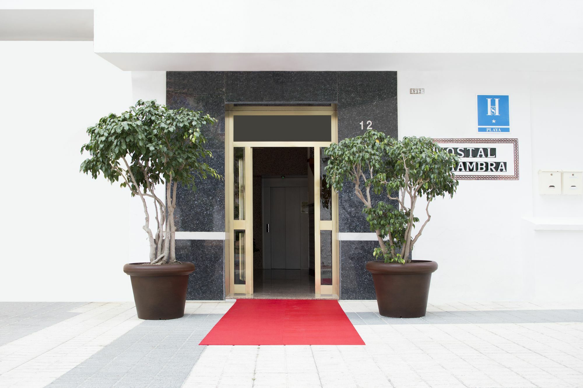 Hostal Alhambra - Adults Only Nerja Exterior photo